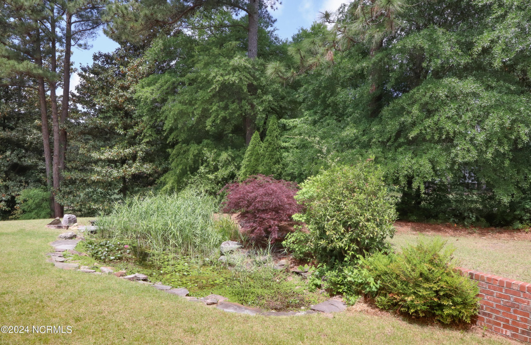 215 Inverrary Rd Pinehurst, NC 28374