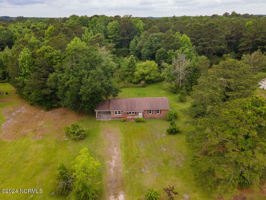 696 Haw Branch Rd Beulaville, NC 28518