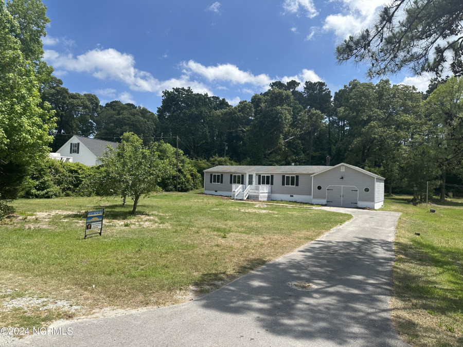 203 Hidden Bay Dr Cedar Point, NC 28584