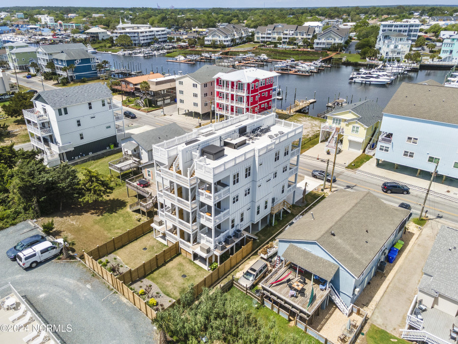 506 Canal Dr Carolina Beach, NC 28428