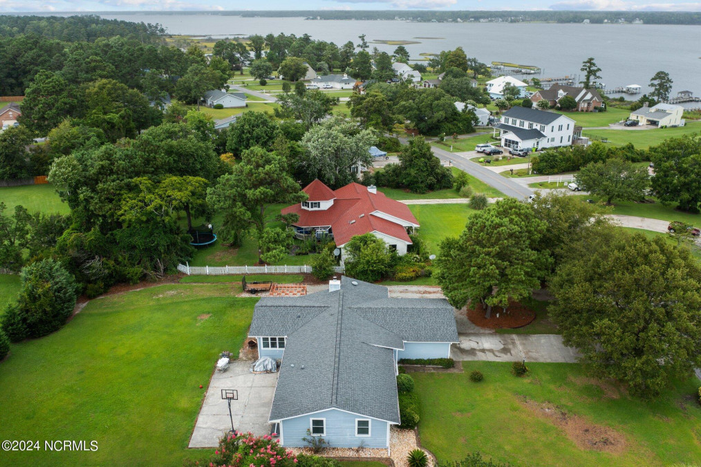 203 River Reach Dr Swansboro, NC 28584