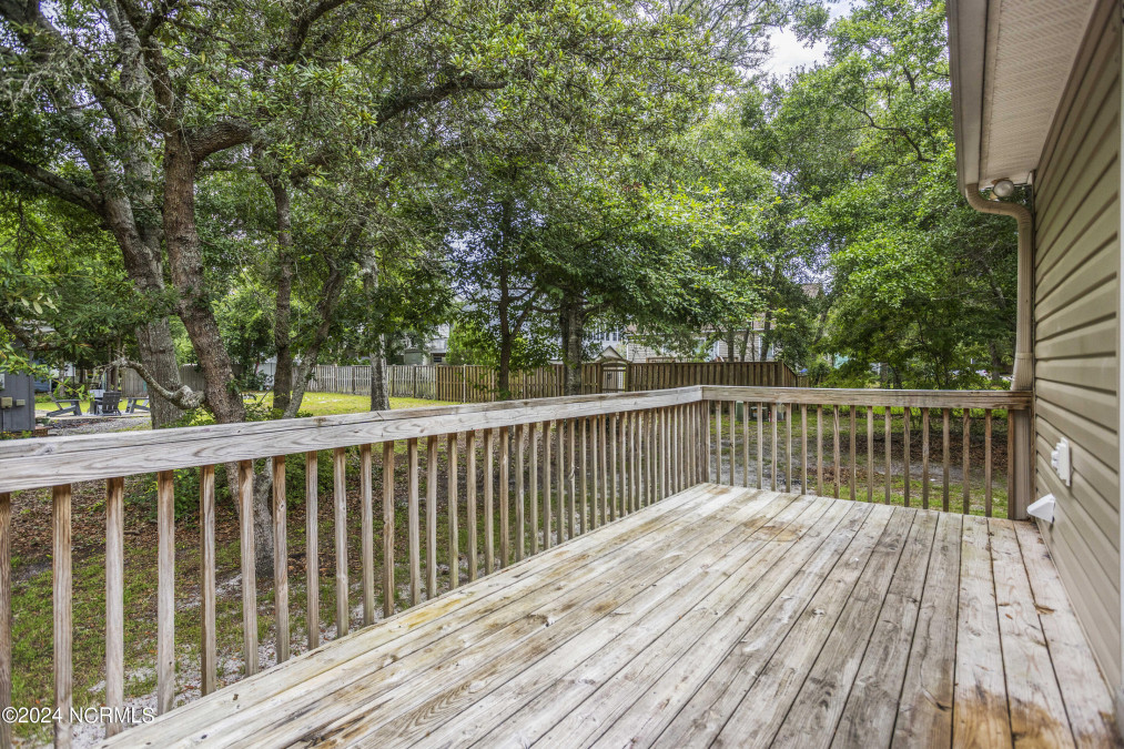 116 25th St Oak Island, NC 28465