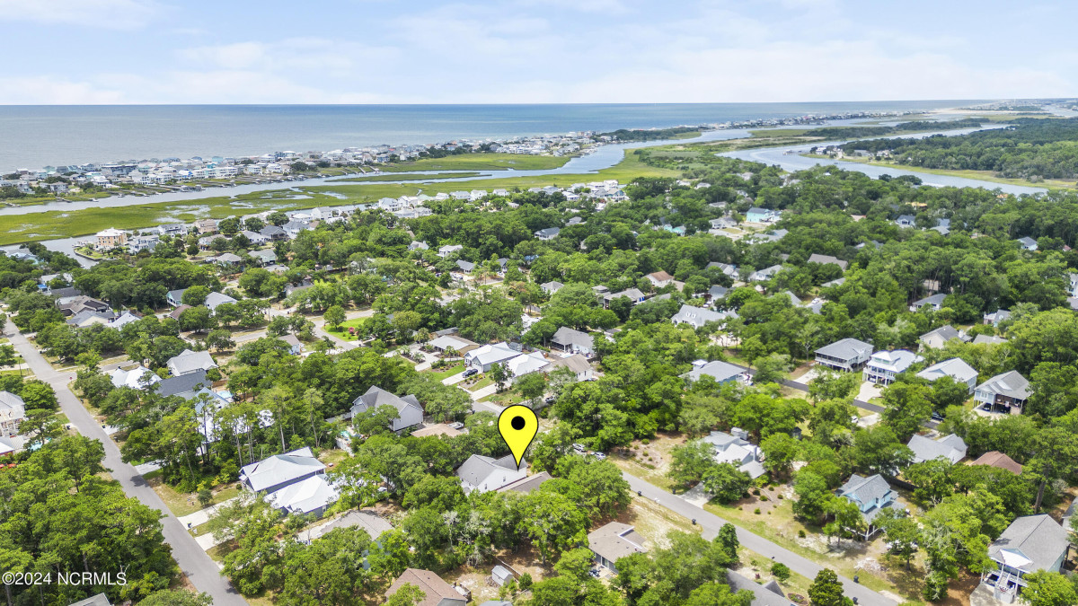 116 25th St Oak Island, NC 28465