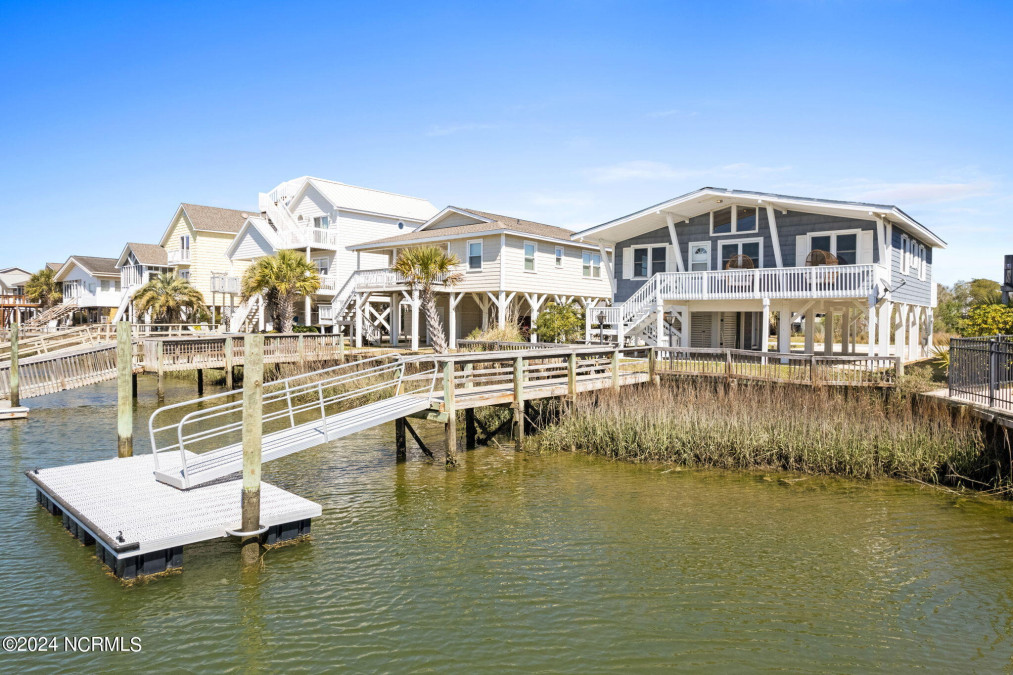 53 Monroe St Ocean Isle Beach, NC 28469