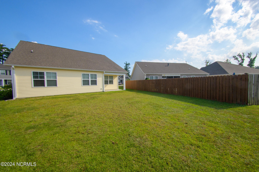 823 Barbon Beck Ln Leland, NC 28451