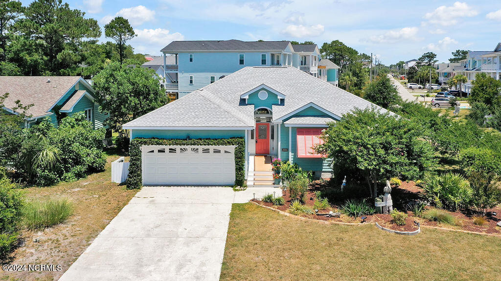 824 Settlers Ln Kure Beach, NC 28449