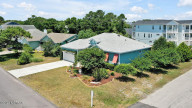 824 Settlers Ln Kure Beach, NC 28449