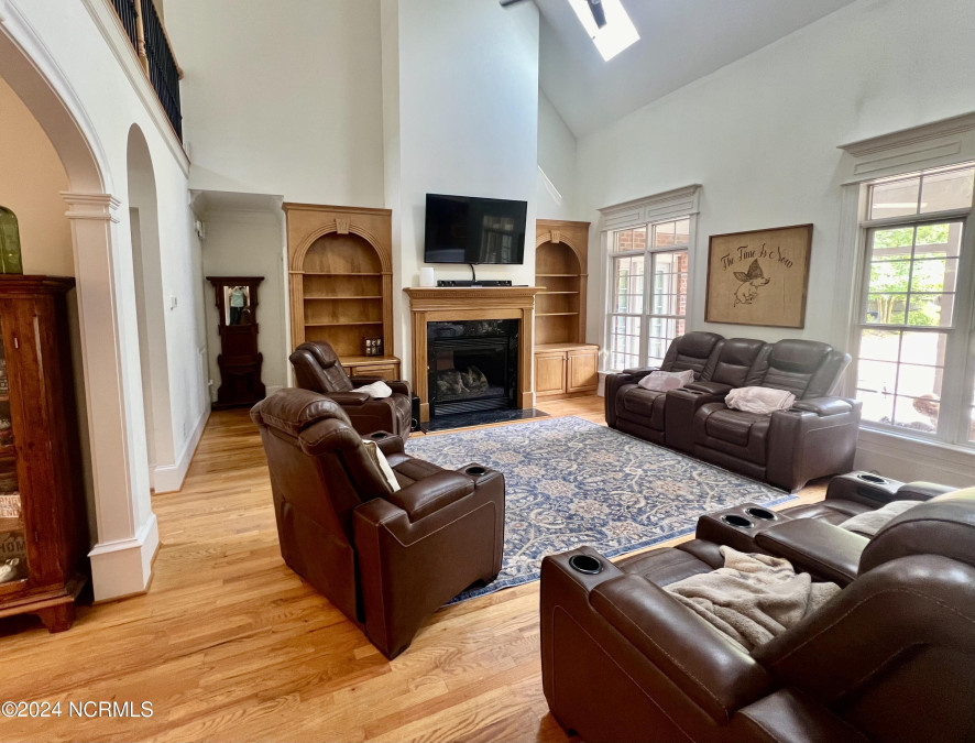 143 Slaney Loop Winterville, NC 28590