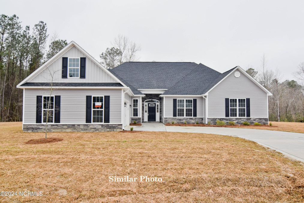 319 Water Wagon Trl Jacksonville, NC 28546