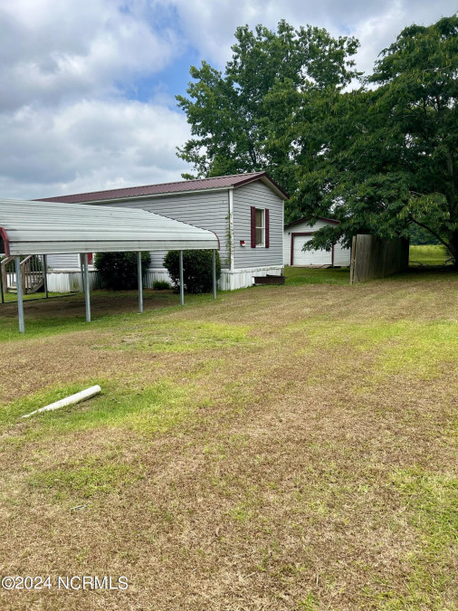 2584 Georgia Pacific Rd Whiteville, NC 28472