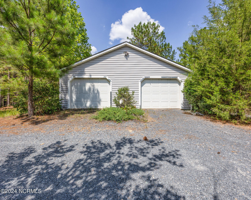 549 Lucas Rd West End, NC 27376