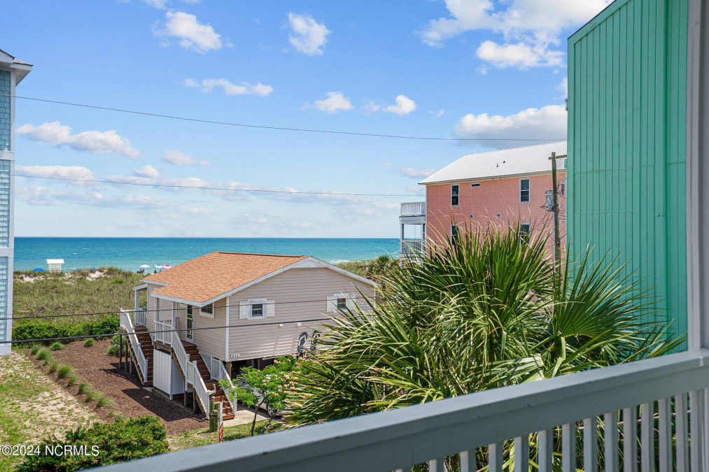 308 Carolina Beach Ave Carolina Beach, NC 28428