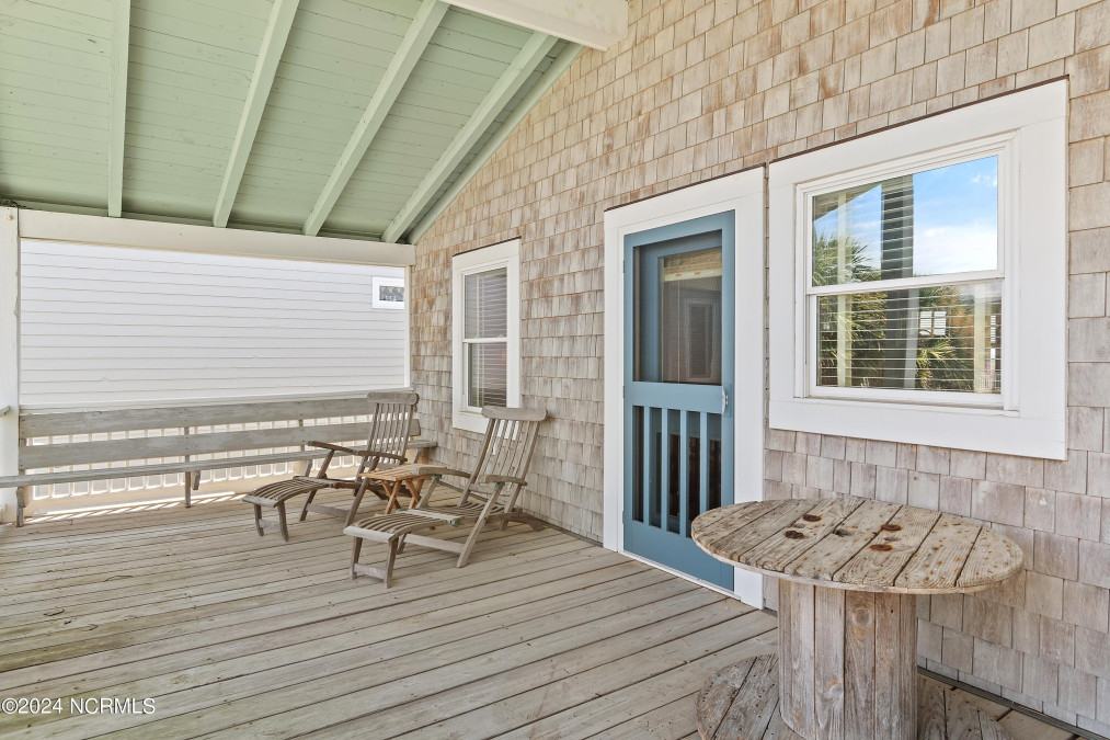 102 Main St Sunset Beach, NC 28468