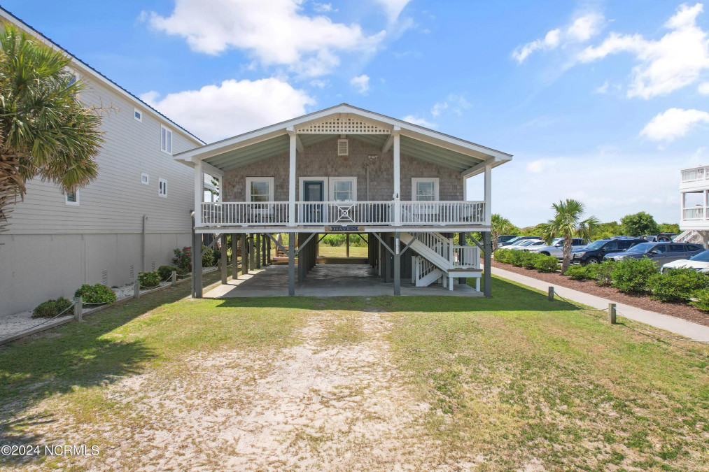 102 Main St Sunset Beach, NC 28468