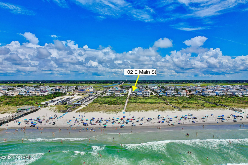 102 Main St Sunset Beach, NC 28468