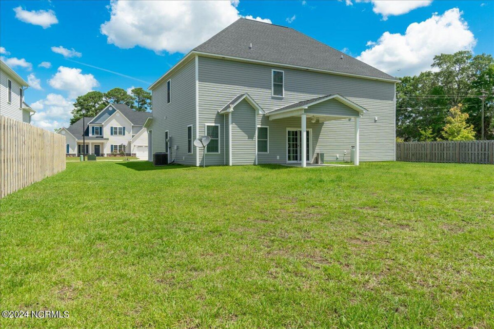 120 Tundra Trl Swansboro, NC 28584