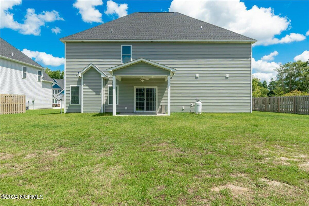 120 Tundra Trl Swansboro, NC 28584