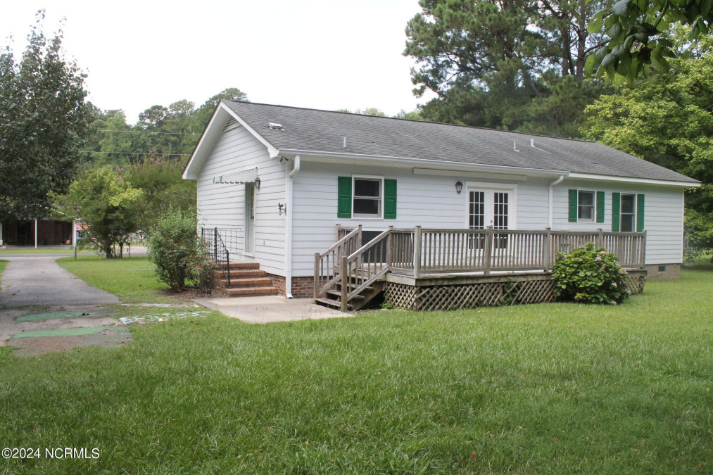 520 Sunset Ter Whiteville, NC 28472