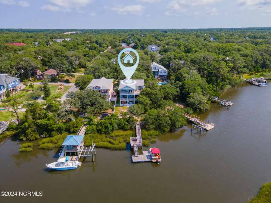 124 3rd St Oak Island, NC 28465