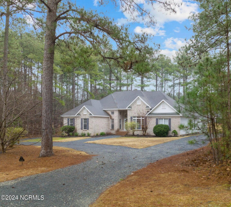 16180 Caddie Ct Wagram, NC 28396