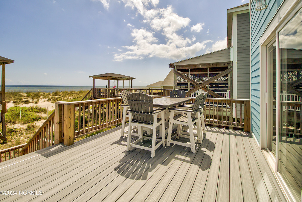 2229 Beach Dr Oak Island, NC 28465