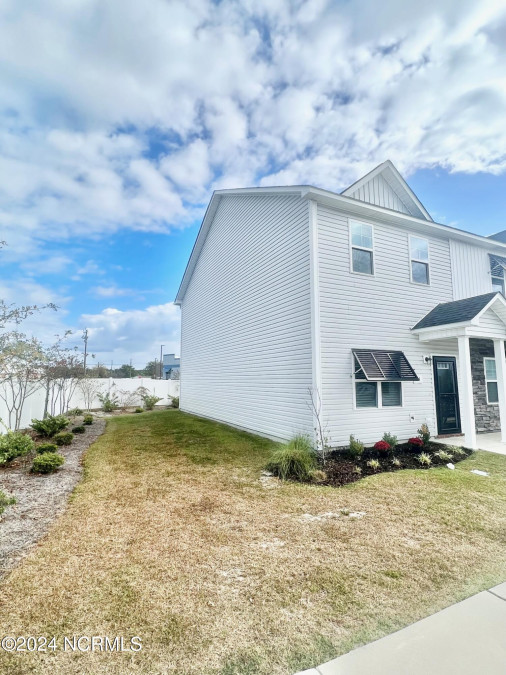 24 Outrigger Dr Swansboro, NC 28584