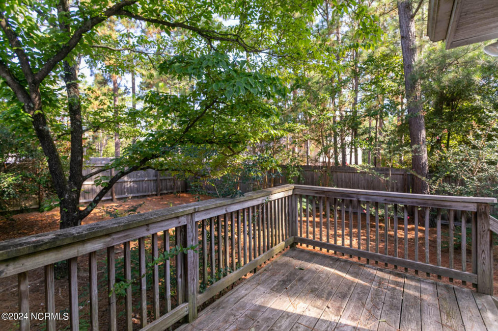 15 Monmouth Ct Pinehurst, NC 28374