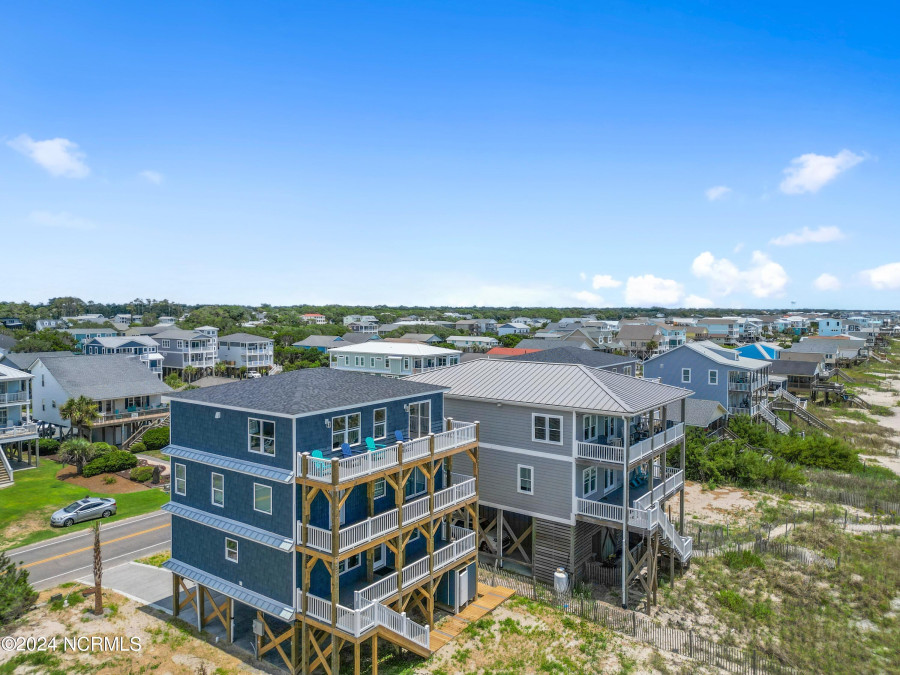 2909 Beach Dr Oak Island, NC 28465