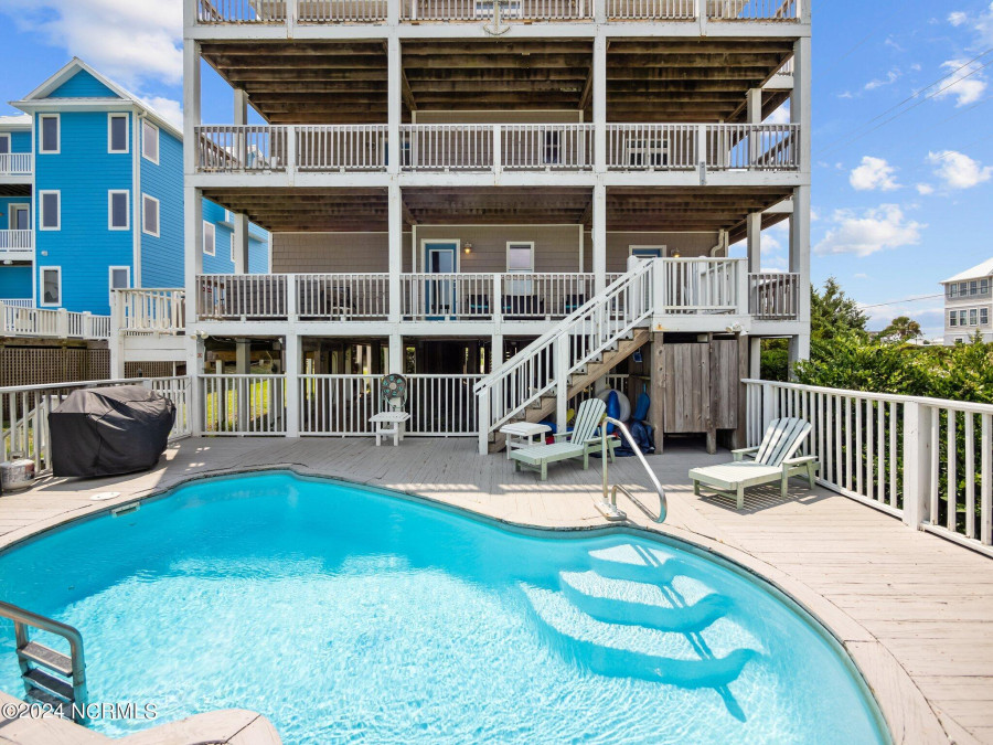 3013 Ocean Dr Emerald Isle, NC 28594