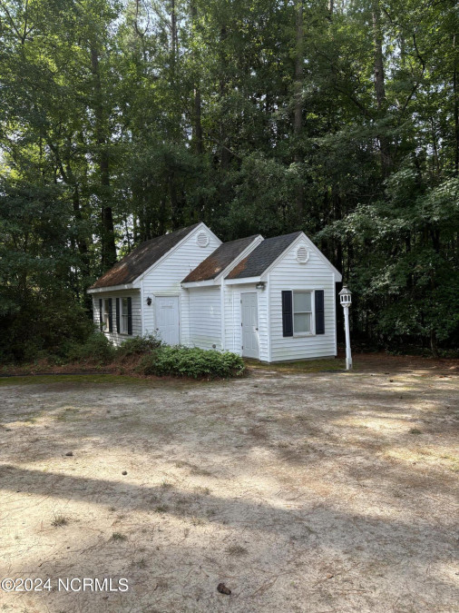 2003 Canal Dr Wilson, NC 27896