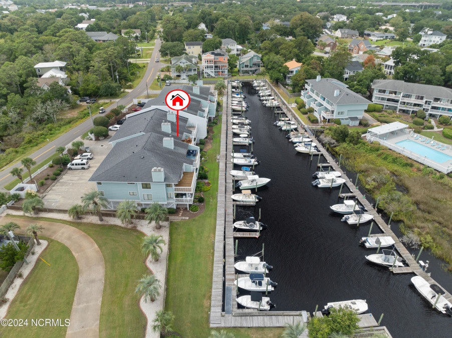 202 Lewis Dr Carolina Beach, NC 28428