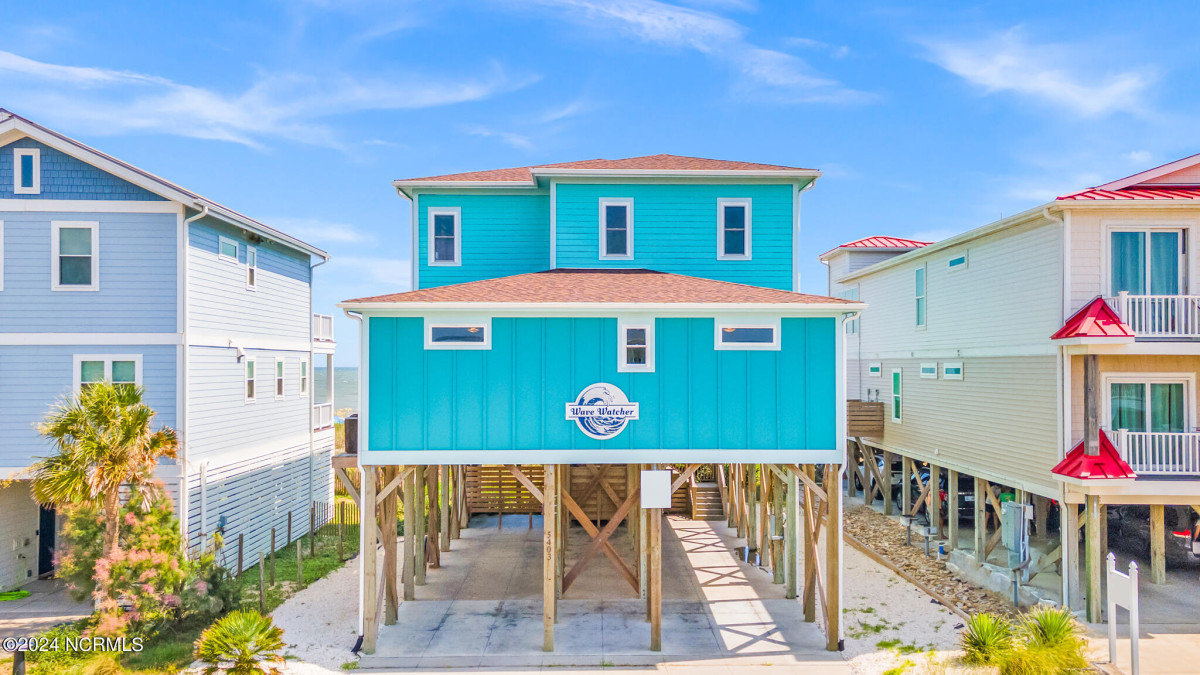 5403 Beach Dr Oak Island, NC 28465