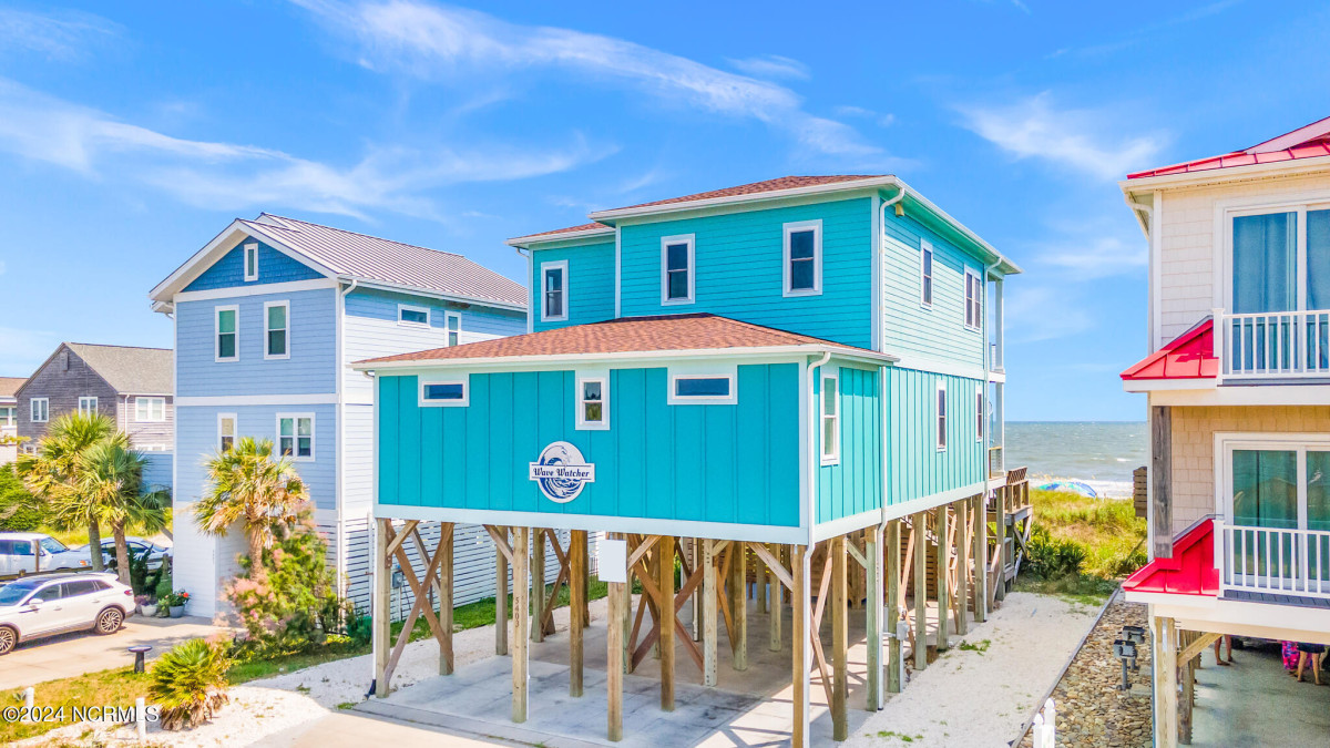 5403 Beach Dr Oak Island, NC 28465