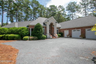 63 Abbottsford Dr Pinehurst, NC 28374