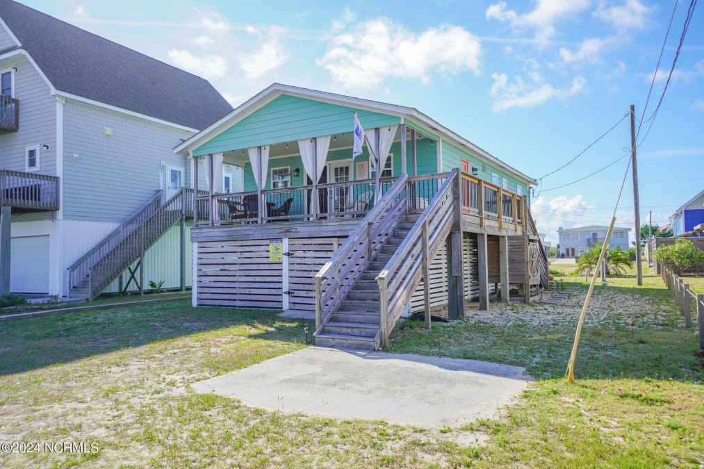 2660 Island Dr North Topsail Beach, NC 28460