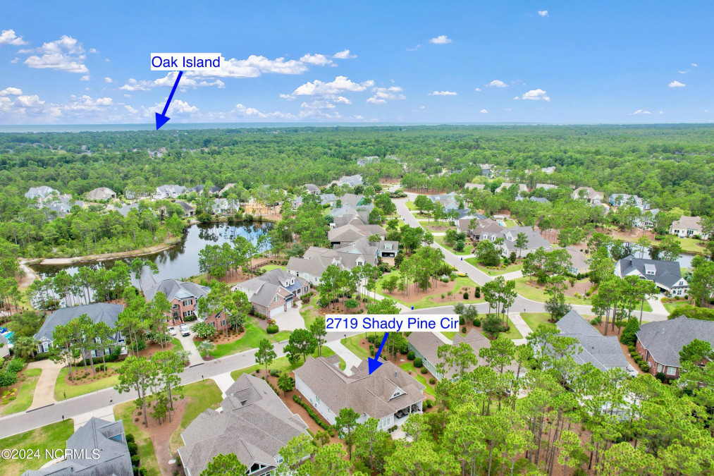 2719 Shady Pine Cir Southport, NC 28461