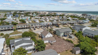 104 Freeman Ln Atlantic Beach, NC 28512