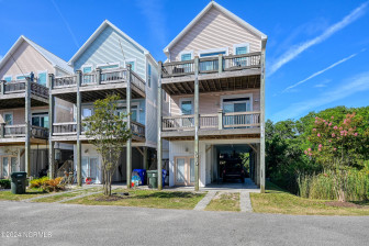 204 D Mandalay Ct Surf City, NC 28445