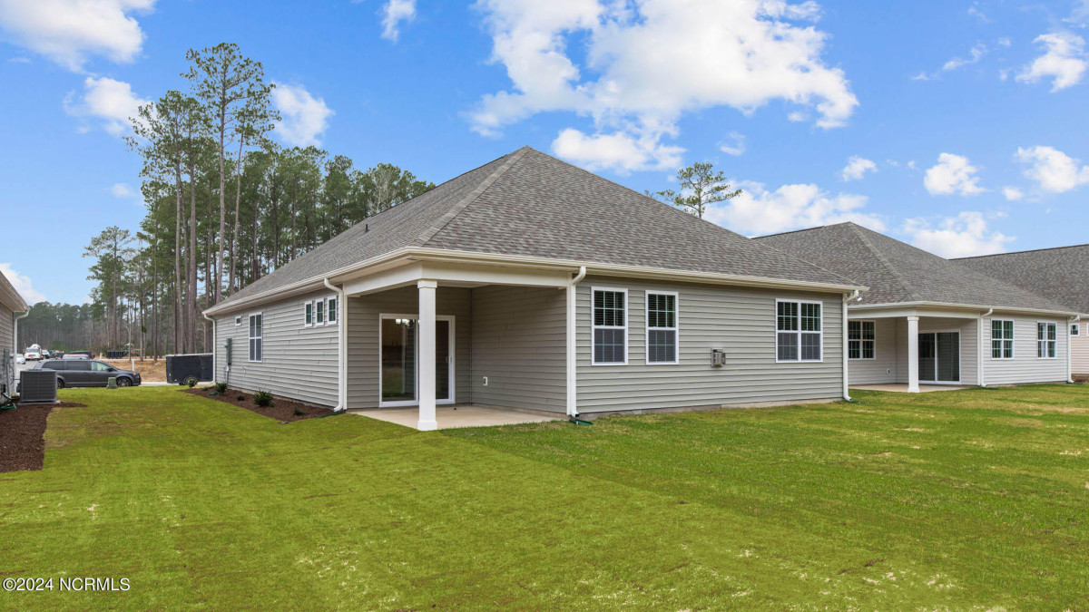 5035 Cinnamon Rn New Bern, NC 28562