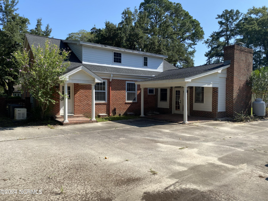 115 College St Whiteville, NC 28472