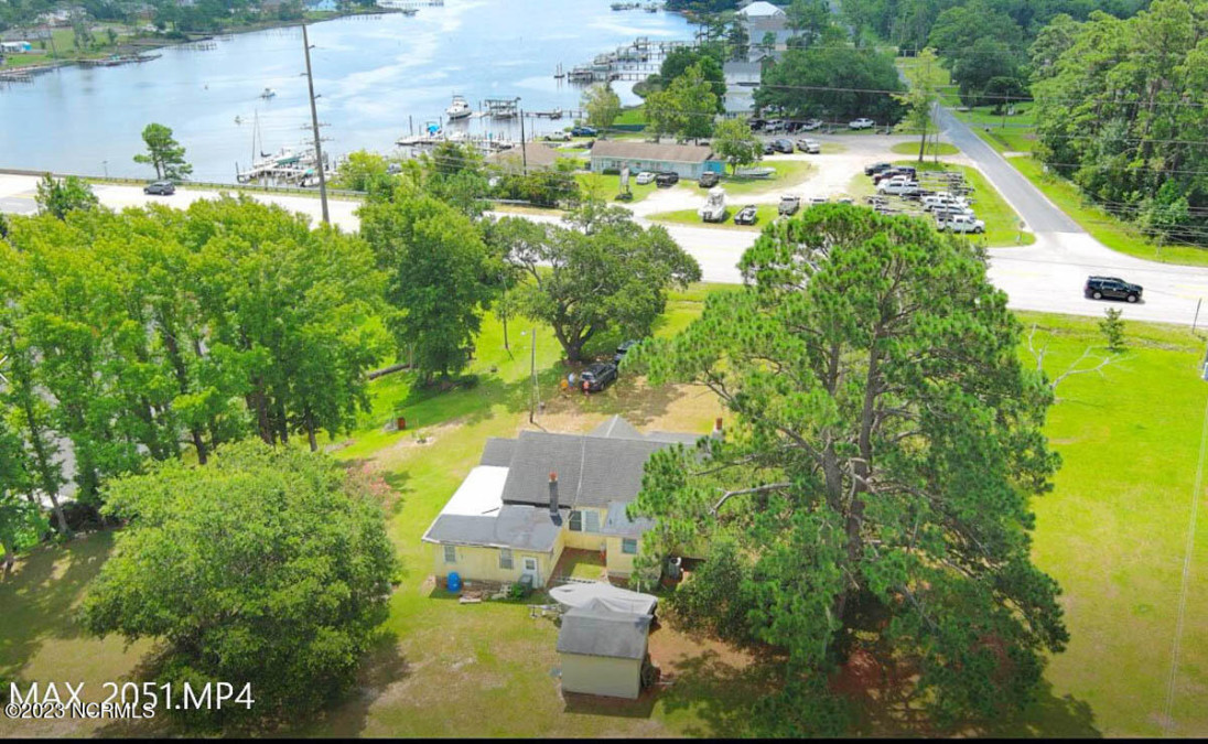 3206 Highway 24  Newport, NC 28570