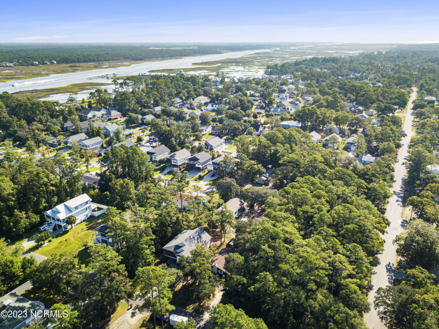 306 55th St Oak Island, NC 28465