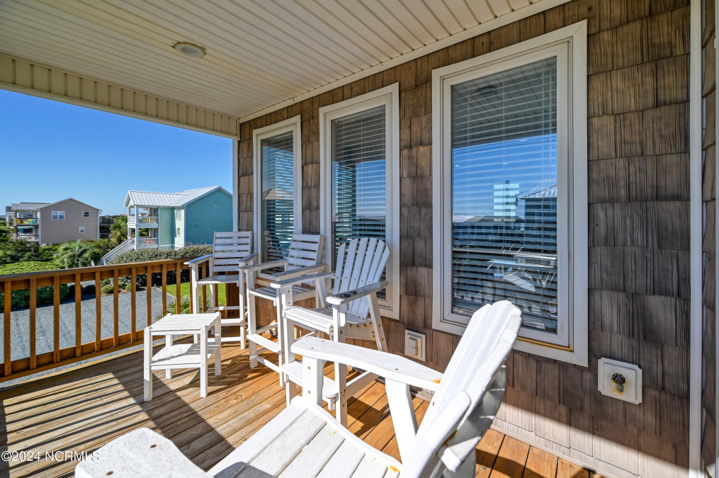 1180 Anderson Blvd Topsail Beach, NC 28445