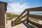 117 Mcginnis Dr Pine Knoll Shores, NC 28512