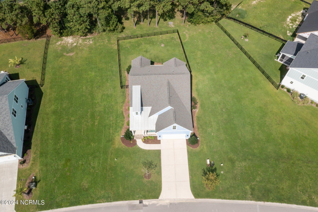 145 Spicer Lake Dr Holly Ridge, NC 28445