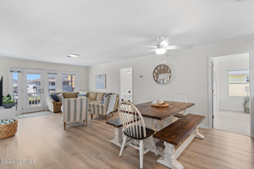 107 Lions Paw Dr Holden Beach, NC 28462