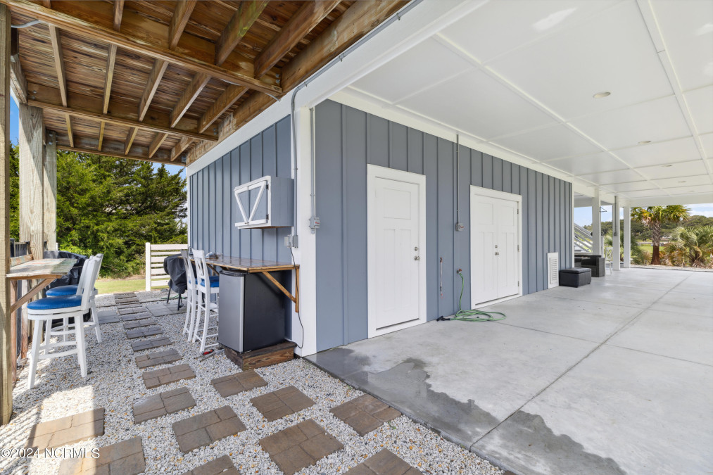 865 Heron Landing Wynd Holden Beach, NC 28462