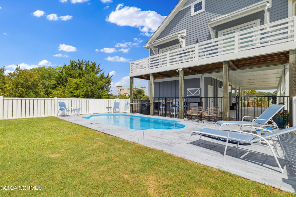 865 Heron Landing Wynd Holden Beach, NC 28462