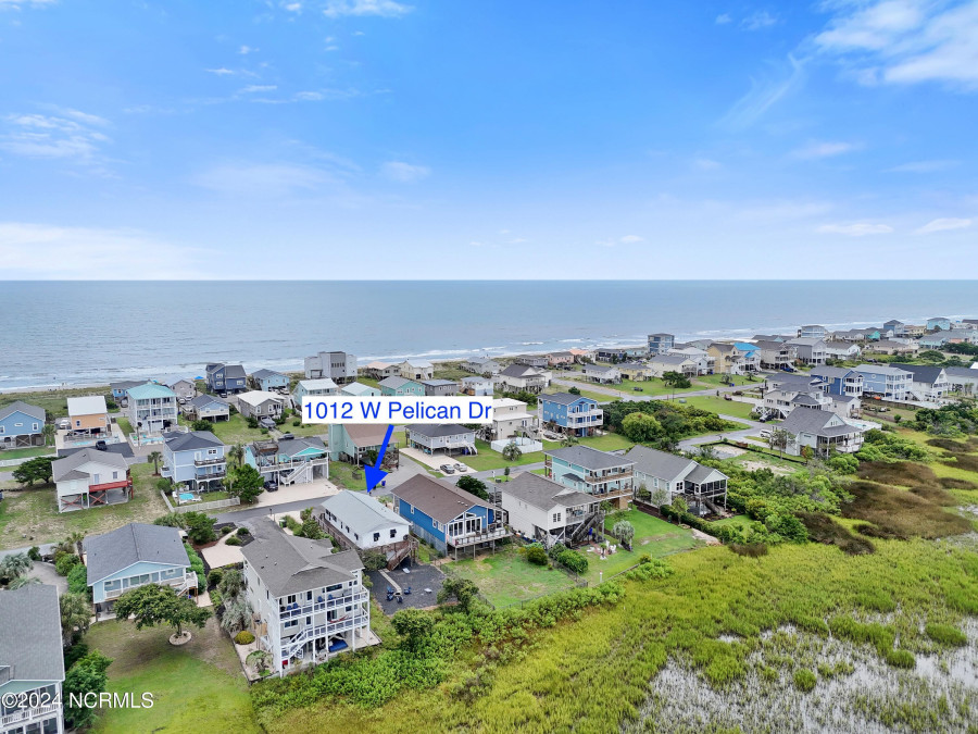 1012 Pelican Dr Oak Island, NC 28465