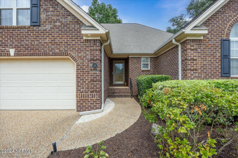 211 Estuary Ct Winnabow, NC 28479